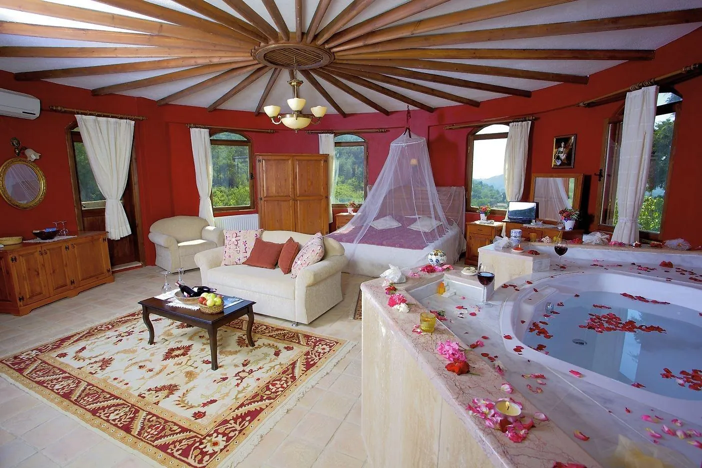 *** Отель Efes Butik Otel Киразлы Турция