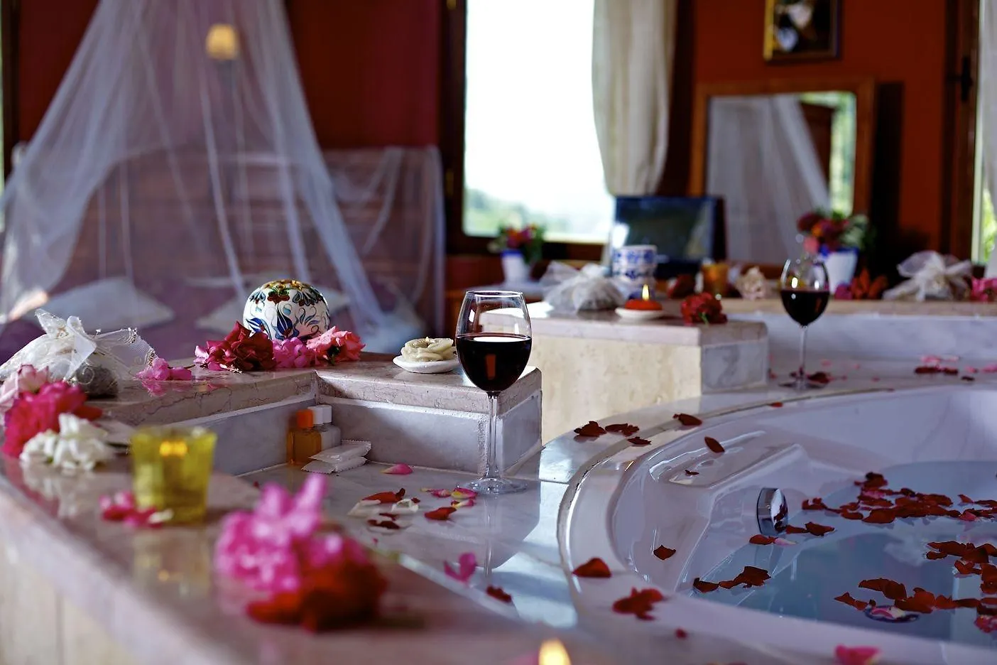 Efes Butik Otel Киразлы